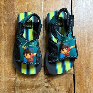 Diego Boys size 10 Diego to the Rescue Velcro Sandal